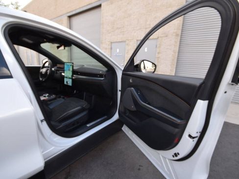 Used 2022 Ford Mustang Mach-E GT image 19