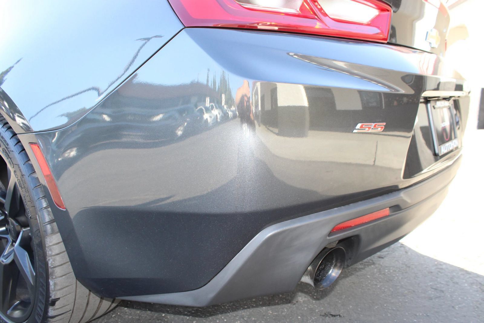 Used 2016 Chevrolet Camaro SS RWD image 8