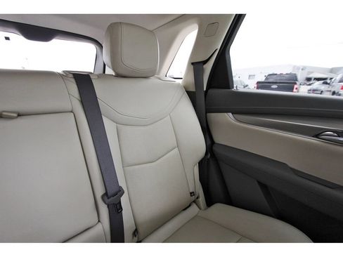 Used 2021 Cadillac XT5 Premium Luxury FWD image 13