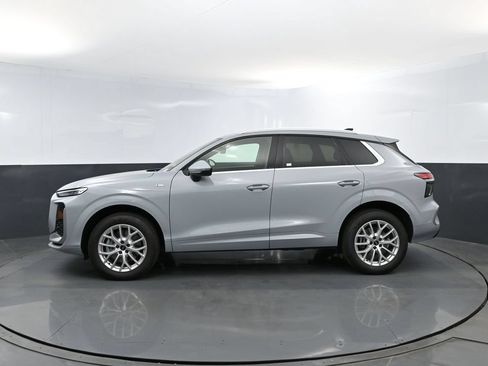 New 2026 Audi Q3 quattro 2.0T AWD/4WD image 26