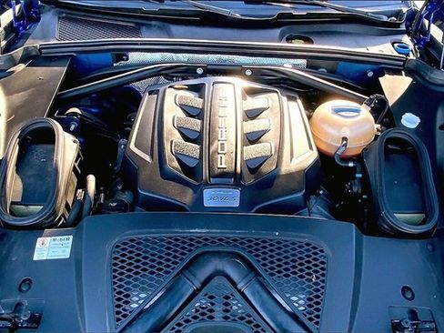 Used 2015 Porsche Macan S image 25