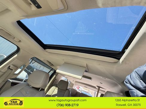 Used 2016 Cadillac Escalade ESV Premium RWD image 21