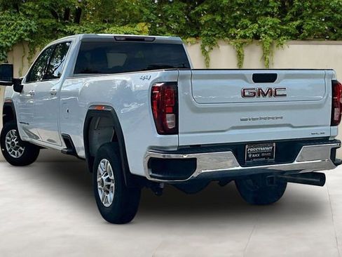 Used 2024 GMC Sierra 2500 SLE w/ SLE Convenience Package AWD/4WD image 4