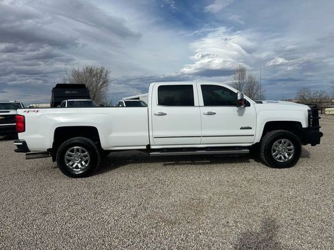 Used 2017 Chevrolet Silverado 3500 High Country w/ Duramax Plus Package image 10