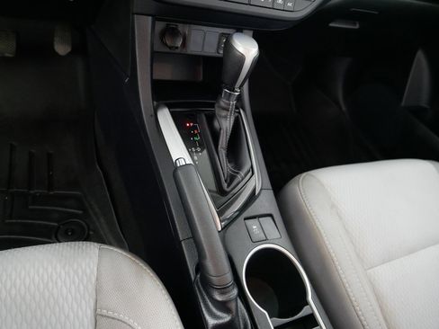 Used 2016 Toyota Corolla LE FWD image 24
