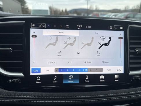 New 2026 Chrysler Pacifica Select image 20