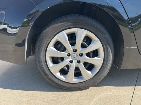 Used 2023 Toyota Corolla LE image 10