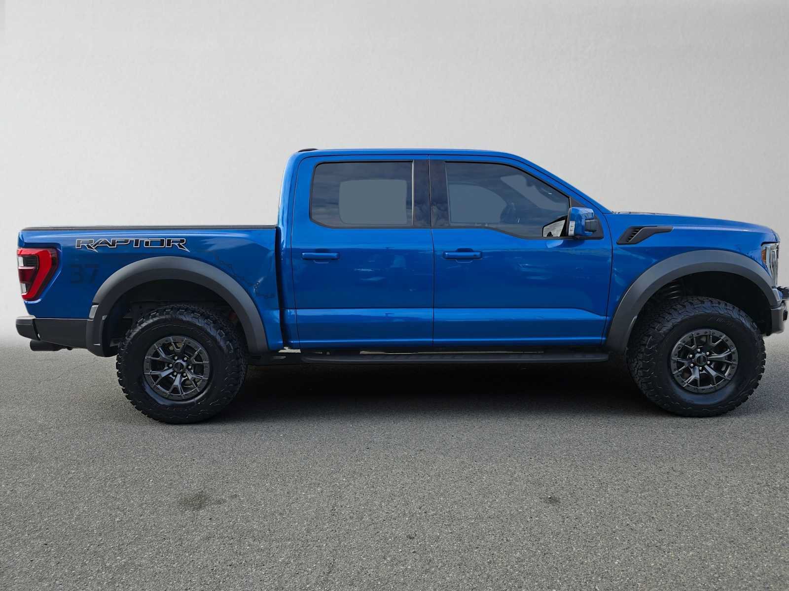 Used 2021 Ford F150 Raptor w/ Raptor 37 Performance Package AWD/4WD image 2