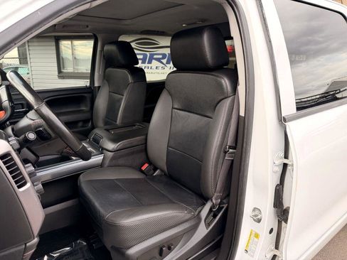 Used 2017 GMC Sierra 1500 SLT w/ All Terrain Package image 13