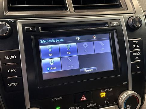 Used 2014 Toyota Camry LE FWD image 12