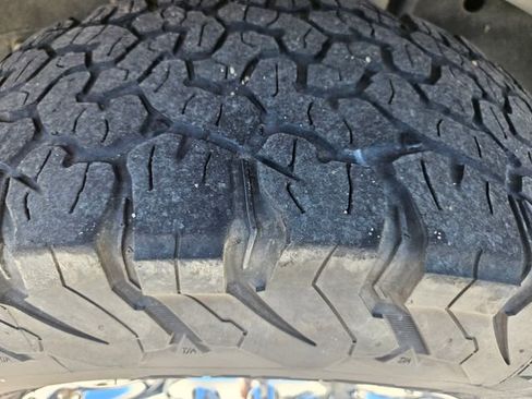 Used 2018 RAM 2500 Tradesman w/ Chrome Appearance Group AWD/4WD image 28