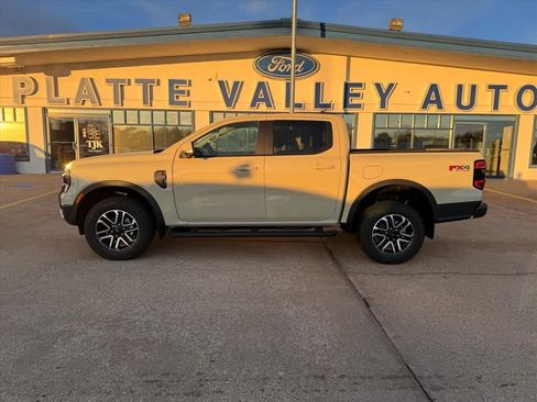 New 2025 Ford Ranger Lariat w/ FX4 Off-Road Package image 2