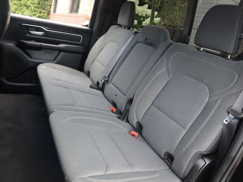 Used 2021 RAM 1500 Big Horn AWD/4WD image 26