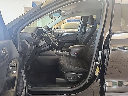 Used 2023 Ford Escape Active AWD/4WD image 13