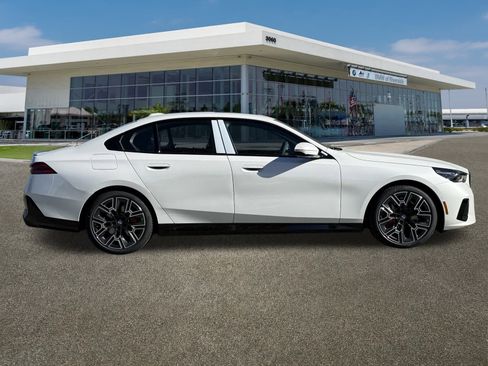 New 2026 BMW 530i 530i w/ M Sport Package image 12