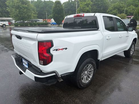 Used 2023 Chevrolet Colorado LT w/ LT Convenience Package II AWD/4WD image 5