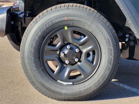 New 2026 Jeep Gladiator Sport image 7