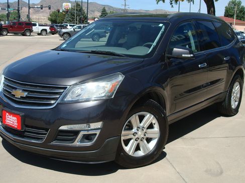 Used 2014 Chevrolet Traverse LT AWD/4WD image 1