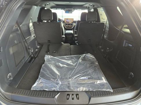 New 2026 Ford Explorer ST-Line w/ ST-Line Street Pack image 29