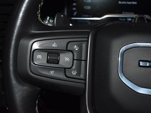 Used 2024 GMC Sierra 1500 Denali Ultimate AWD/4WD image 9