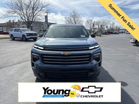 New 2026 Chevrolet Traverse High Country AWD/4WD image 2