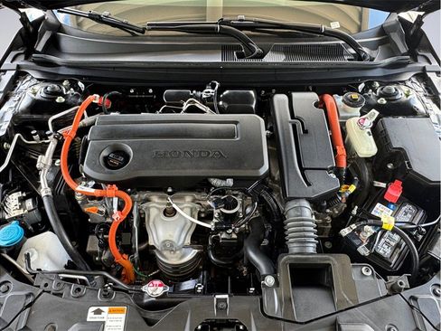 Used 2023 Honda Accord Sport image 8