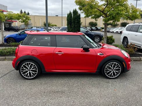 Used 2016 MINI Cooper 2-Door Hardtop FWD image 6