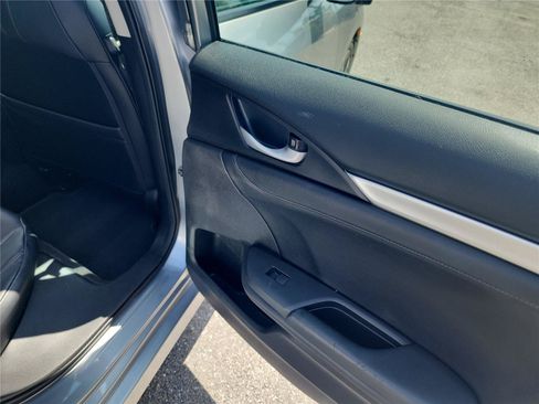 Used 2017 Honda Civic EX-L image 22