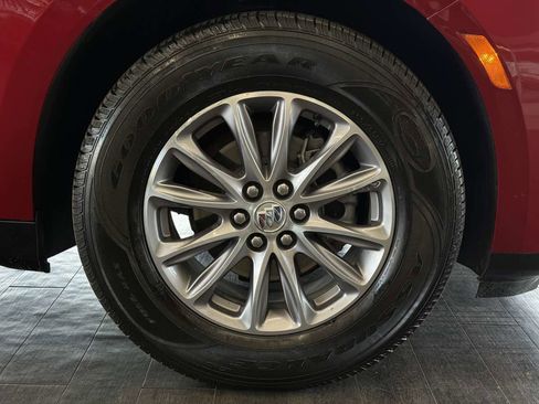 Used 2024 Buick Enclave Premium image 42