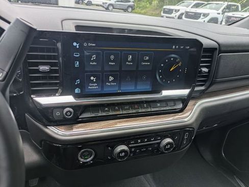 Used 2024 Chevrolet Silverado 1500 LT AWD/4WD image 20