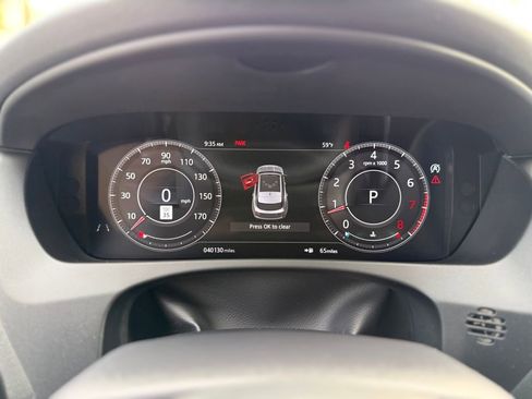 Used 2020 Jaguar F-PACE S image 22