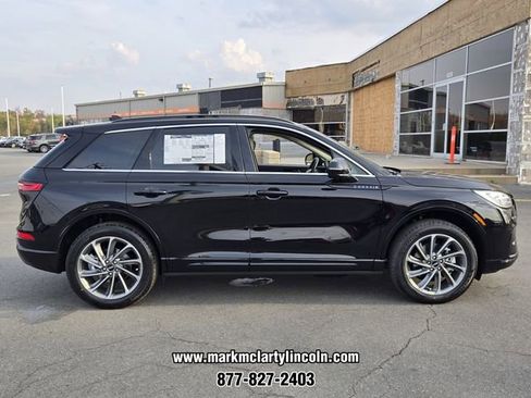 New 2026 Lincoln Corsair Grand Touring image 2