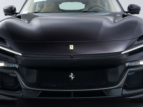 Certified 2025 Ferrari Purosangue AWD/4WD image 13