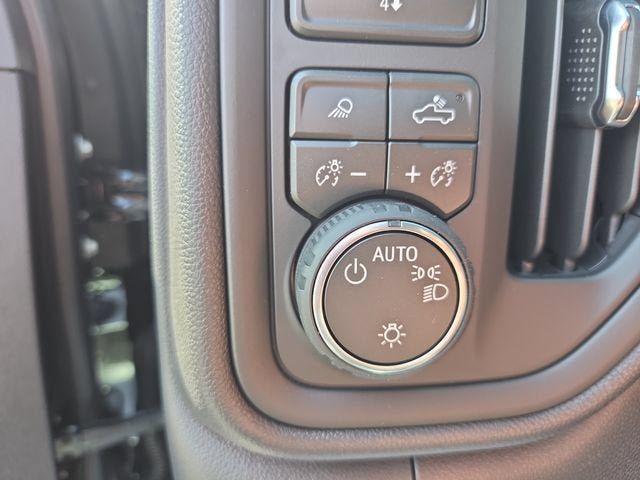 New 2026 Chevrolet Silverado 2500 Custom w/ Custom Value Package AWD/4WD image 38