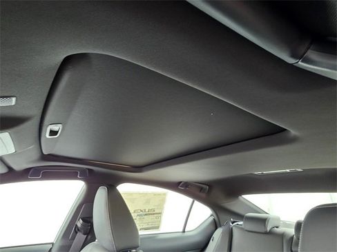 New 2025 Lexus IS 350 F Sport image 7