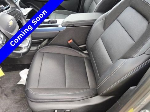 Used 2025 Chevrolet Equinox EV LT w/ Convenience Package FWD image 11