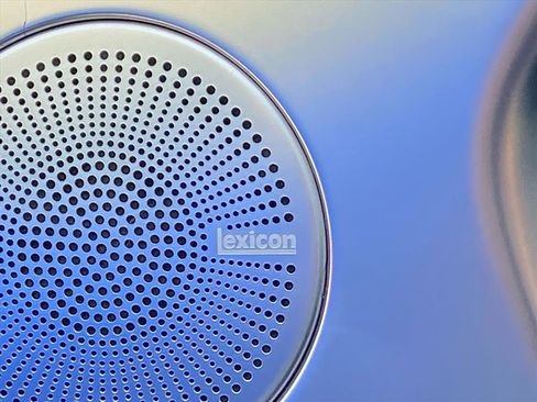 Used 2020 Genesis G70 2.0T w/ Elite Package image 20