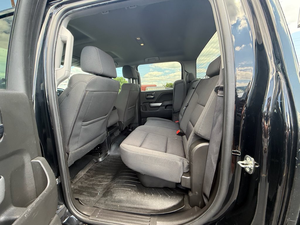 Used 2017 Chevrolet Silverado 1500 LT w/ All Star Edition AWD/4WD image 19