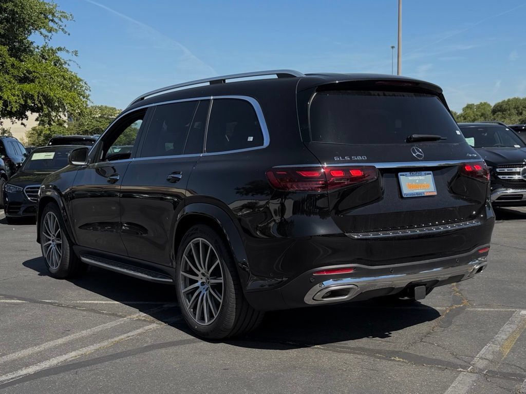 New 2026 Mercedes-Benz GLS 580 4MATIC image 8