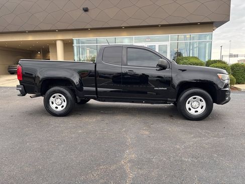 Used 2019 Chevrolet Colorado W/T image 4