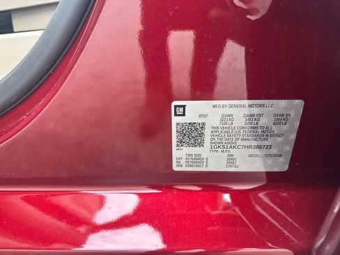 Used 2017 GMC Yukon SLE w/ SLE Value Package RWD image 30
