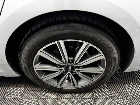 Used 2019 Kia Optima EX w/ EX Premium Package image 20