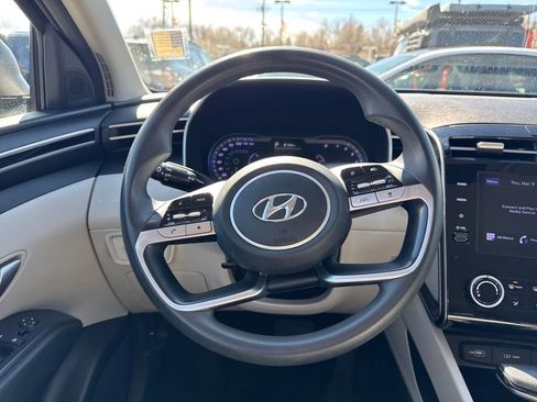 Certified 2022 Hyundai Tucson SEL FWD image 37