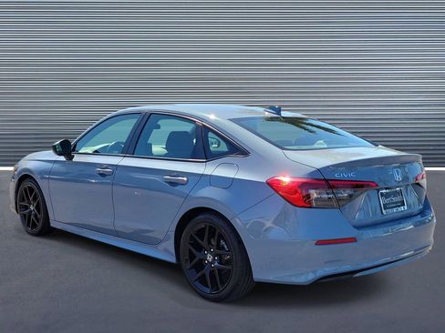 Used 2022 Honda Civic Sport image 4