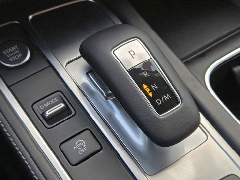 Certified 2025 INFINITI QX60 Luxe image 22