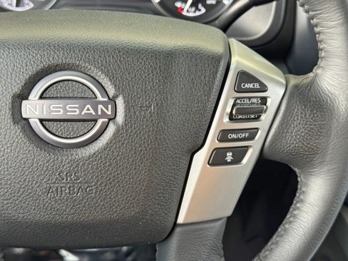 Used 2023 Nissan Titan SV w/ SV Convenience Package RWD image 20