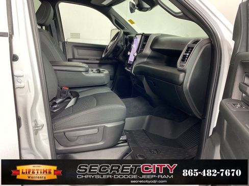 New 2026 RAM 2500 Tradesman image 32