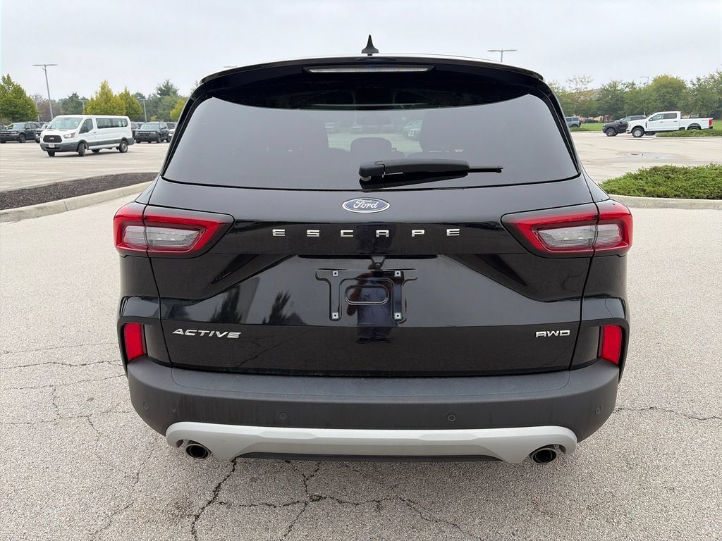 Used 2024 Ford Escape Active w/ Tech Pack #1 AWD/4WD image 6
