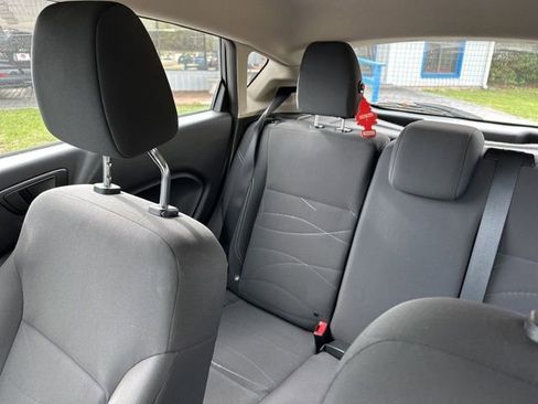 Used 2019 Ford Fiesta SE image 13
