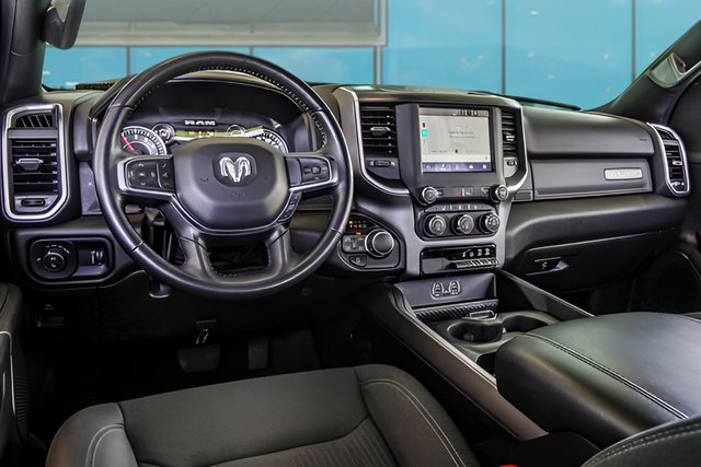 Used 2024 RAM 1500 Big Horn AWD/4WD image 11